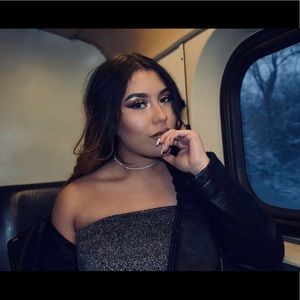 Meet your Posher, Fernanda